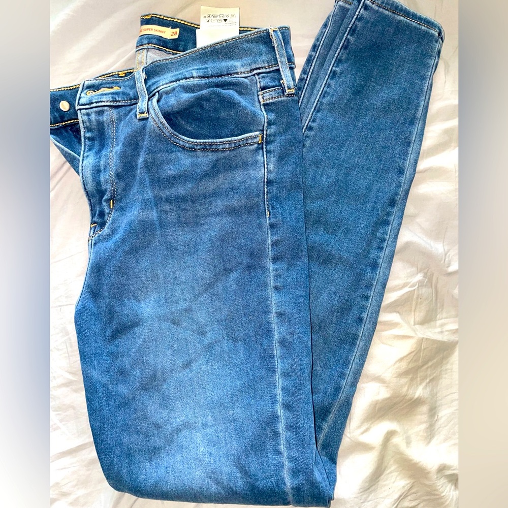 Levis 720 High Rise Super Skinny